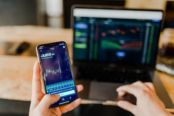 Mobile Trading App